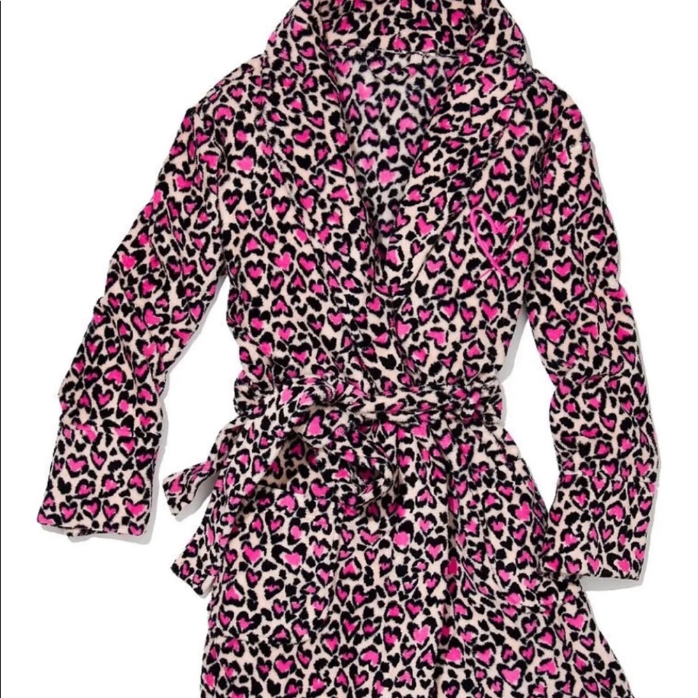 Pink vs robe